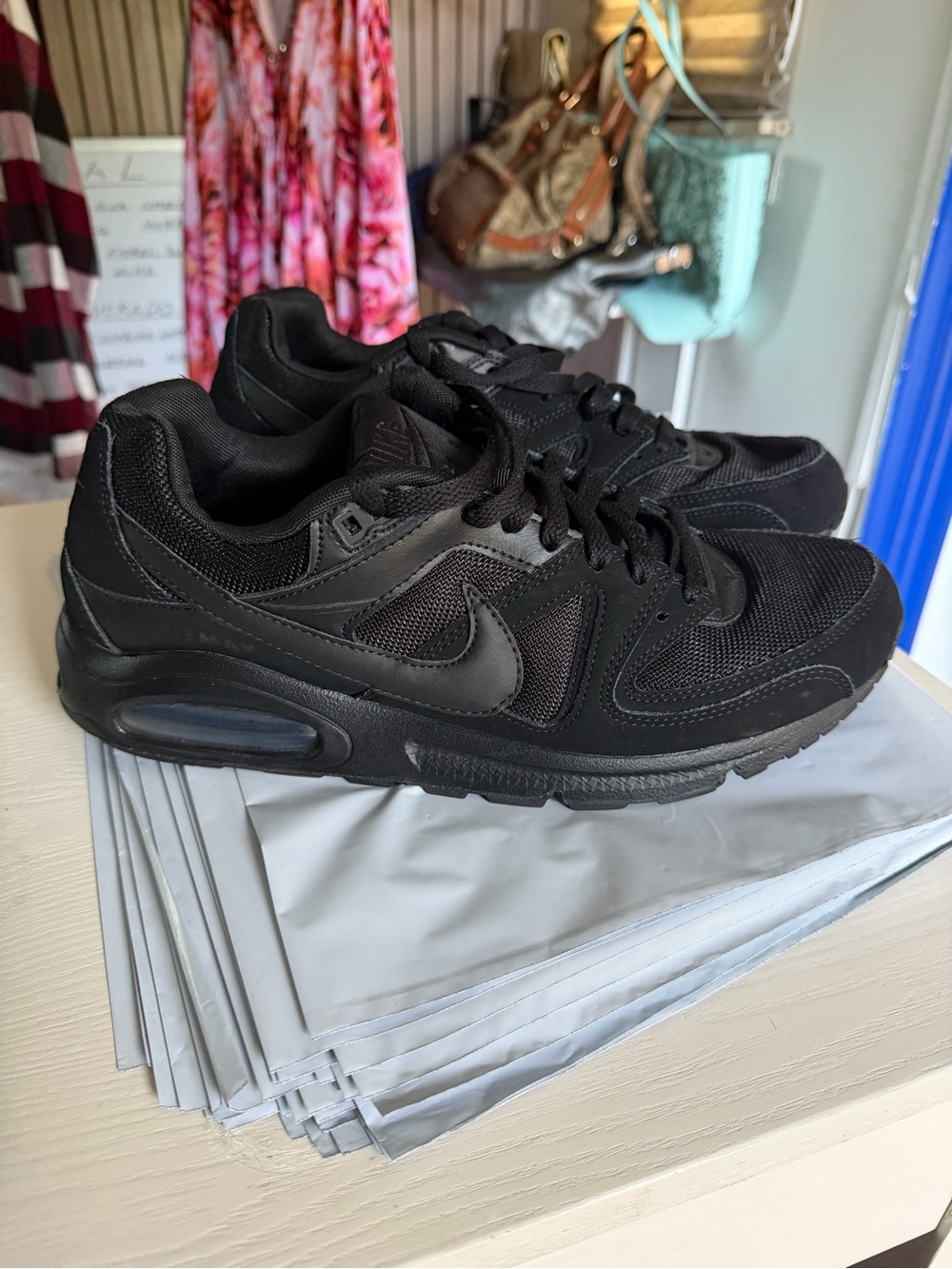 Nike Air Max Command Triple Black Men’s Size 11.5